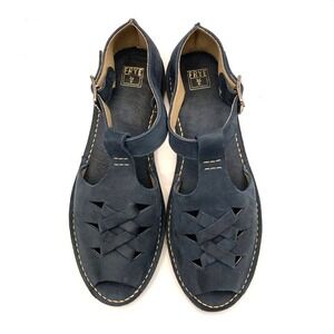 Frye Open Toe Sandals Blue Nubuck Leather Womens 8.5 B Buckle Open Toe T-Strap